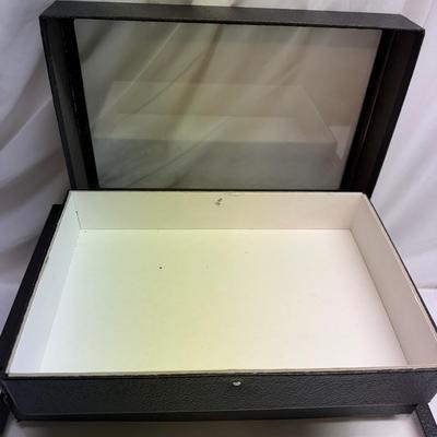 Collection of Shadow Boxes (B2-MG)