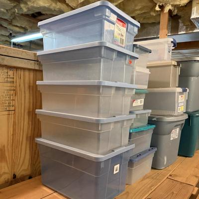 16 Plastic Storage Containers (B2-MG)