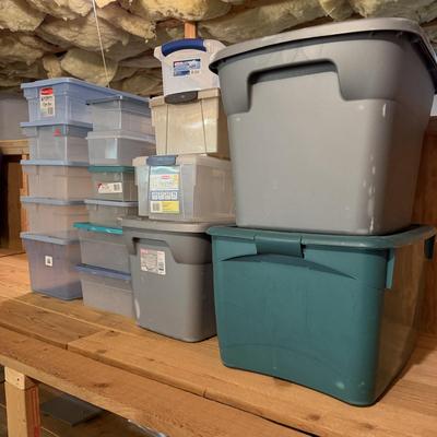 16 Plastic Storage Containers (B2-MG)