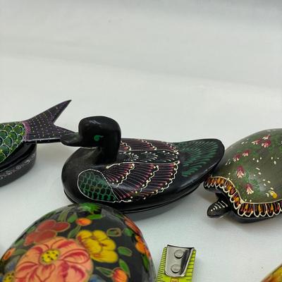 Hand Painted & Lacquered Trinket Boxes (B3-SS)