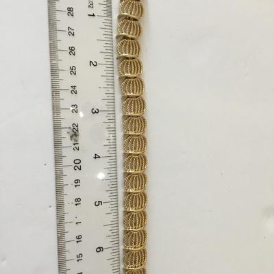 Fancy vintage scalloped gold tone bracelet