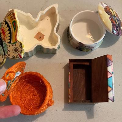 Nielsen’s, MMA Repro & More Eclectic Trinket Boxes (B3-SS)