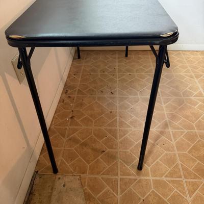 Plastic Shelves & Two Tables (B3-MG)