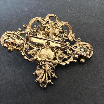 Vintage cabochon, brooch, gold toned , sign Germany