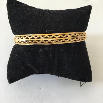 Vintage, gold tone, light bangle bracelet