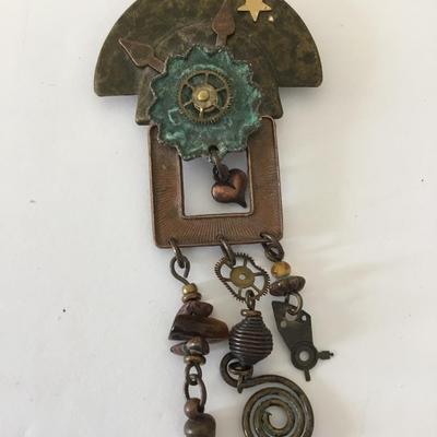 Vintage Artist brooch / pin