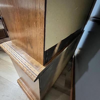 Webb Two Piece Display Cabinet With Lights (K-RG)