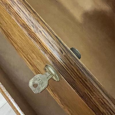 Webb Two Piece Display Cabinet With Lights (K-RG)