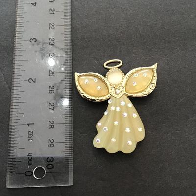 Beautiful Christmas angel lapel pin