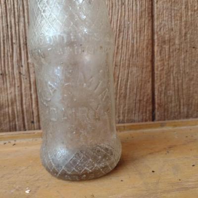 Rare Vintage Kalmia Dairy Hendersonville, NC Checkered Embossed Design Milk Bottle (#14)