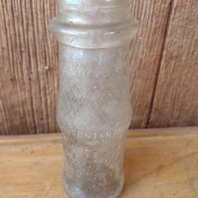 Rare Vintage Kalmia Dairy Hendersonville, NC Checkered Embossed Design Milk Bottle (#14)