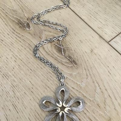 Vintage, silver, toned, flower statement, necklace