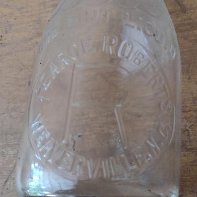 Vintage Pearce Roberts Dairy Weaverville, NC Pint Glass Milk Bottle (#18)