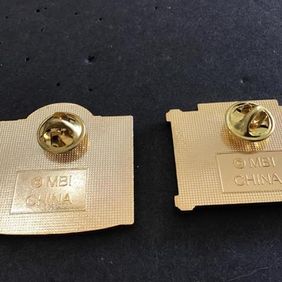 Horse pins