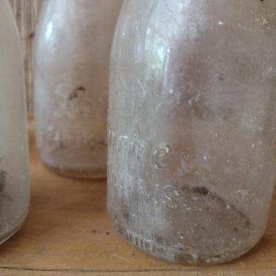 Set of Six Vintage Biltmore Dairy Farm Half Pint Glass Milk Bottles (#23)