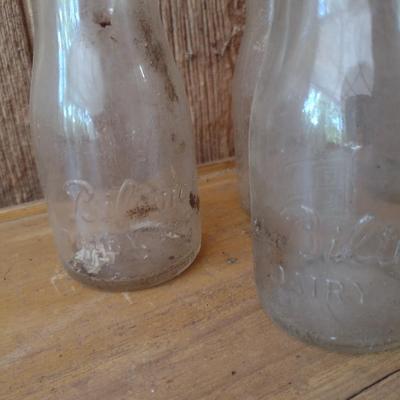 Set of Six Vintage Biltmore Dairy Farm Half Pint Glass Milk Bottles (#23)