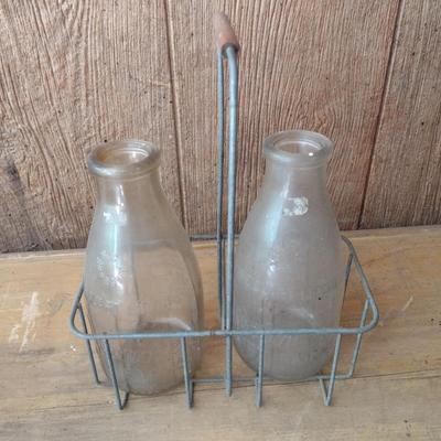Pair of Vintage Biltmore Dairy Farm One Quart Glass Milk Bottles with Metal Carry Caddy (#24)