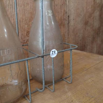 Pair of Vintage Biltmore Dairy Farm One Quart Glass Milk Bottles with Metal Carry Caddy (#24)