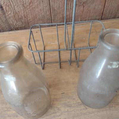 Pair of Vintage Biltmore Dairy Farm One Quart Glass Milk Bottles with Metal Carry Caddy (#24)