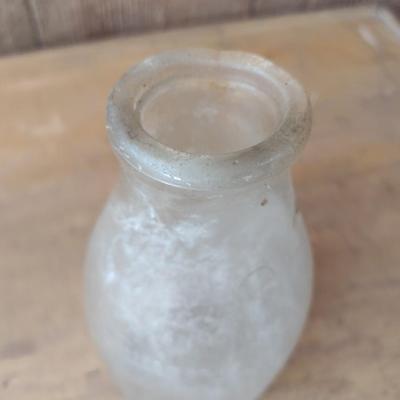 Unique Misshapen Vintage Biltmore Dairy Farm One Quart Glass Milk Bottle (#33)