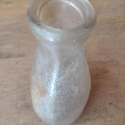 Unique Misshapen Vintage Biltmore Dairy Farm One Quart Glass Milk Bottle (#33)