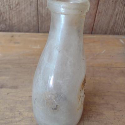 Unique Misshapen Vintage Biltmore Dairy Farm One Quart Glass Milk Bottle (#33)