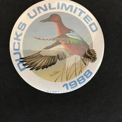 Sale Photo Thumbnail #21: Vintage, ducks, unlimited pin