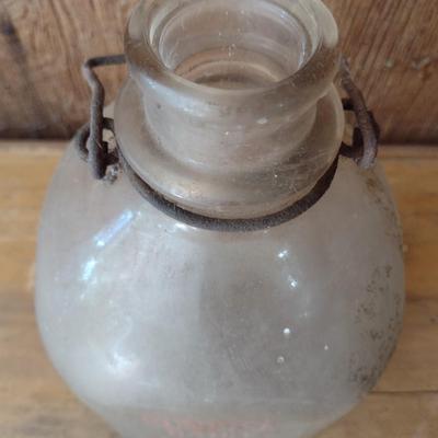 Vintage Sunrise Dairy Gastonia, NC Painted Logo One Gallon Glass Milk Bottle (#35)