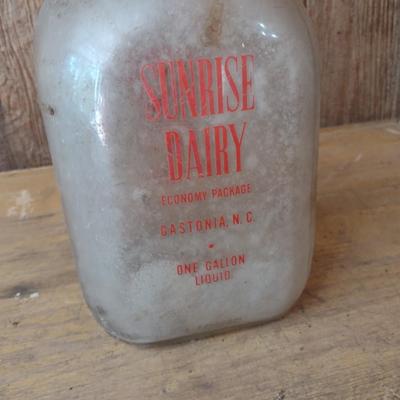 Vintage Sunrise Dairy Gastonia, NC Painted Logo One Gallon Glass Milk Bottle (#35)