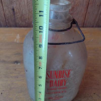 Vintage Sunrise Dairy Gastonia, NC Painted Logo One Gallon Glass Milk Bottle (#35)