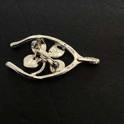 Sale Photo Thumbnail #53: Gold tone, vintage, Wishbone, four leaf clover, brooch by Gerry please see attached photos