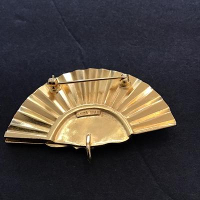 Sale Photo Thumbnail #104: Vintage, rare, MMA, metropolitan pin, brooch, gold tone. Please see attached photos.