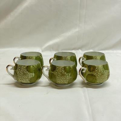 Fujita Kutani Japanese Divided Serving Dish on Turn-table & More (B3-SS)