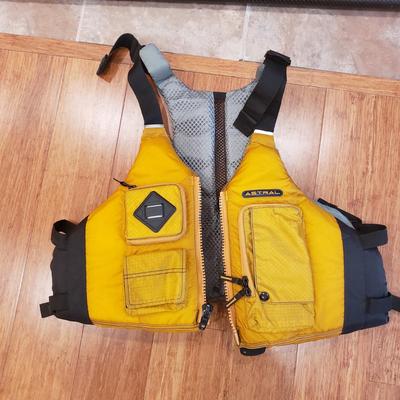 Tarpon 120 Wilderness Systems Kayak, Canon Paddle & Astral Life Jacket