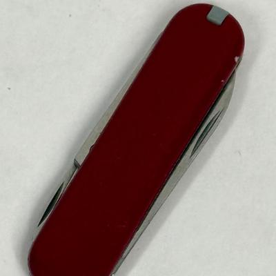 Sale Photo Thumbnail #4: Tools include knife blade, nail file, scissors and pull-out toothpick.  Very good used condition.