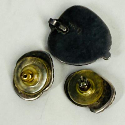 Sale Photo Thumbnail #12: Looks to be Royston Turquoise in Silver, possible Navajo origin but markings could not be traced.  Great set, good condition.