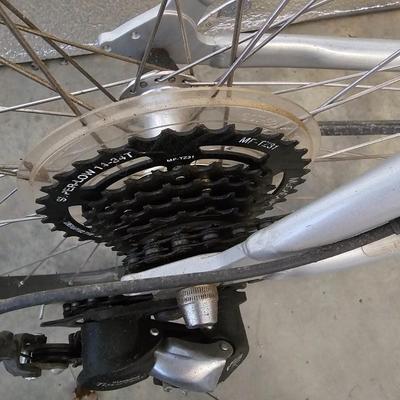 26" Trek 7000 Bicycle & Helmet
