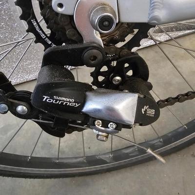 26" Trek 7000 Bicycle & Helmet