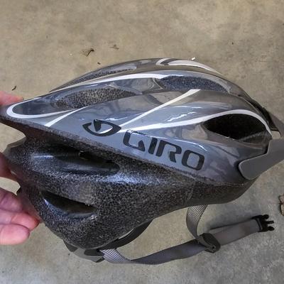 26" Trek 7000 Bicycle & Helmet