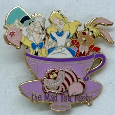 Sale Photo Thumbnail #390: In good vintage condition. Rare Disneyland Park Pin.
