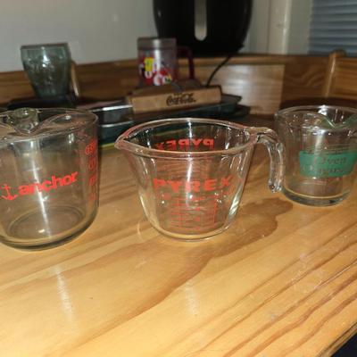 Measuring cups