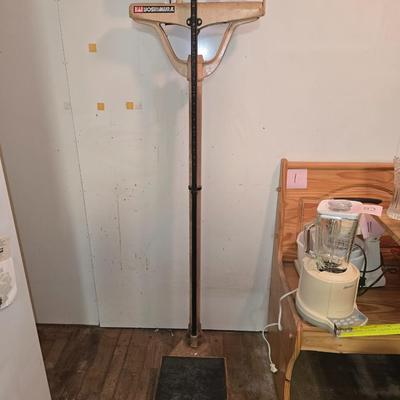 Vintage scale