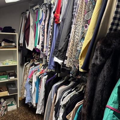 Sale Photo Thumbnail #70