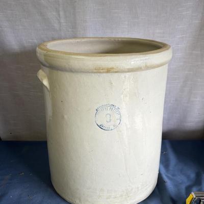 #8 Buckeye Pottery Crock