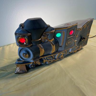 Vintage Train Lamp w/Clock Ceramic c.1950 