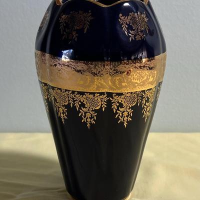 Imperial Limoges 22 K Gold and Cobalt Vase BEAUTIFUL!