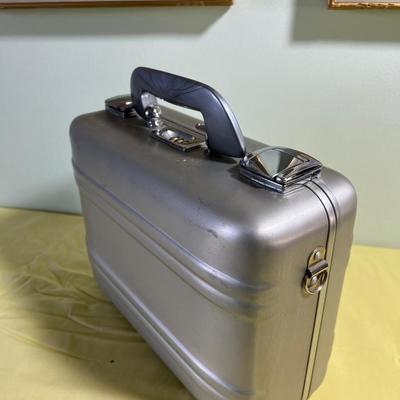 Zero Halliburton Case Locked. 