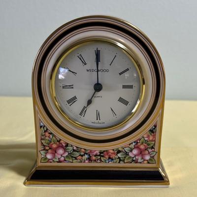 Wedgewood Clock Bone China Clio 