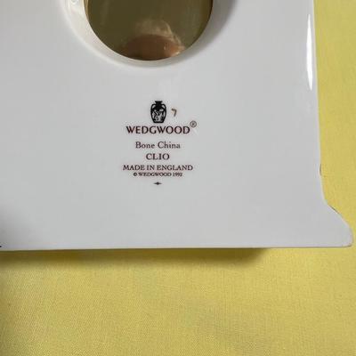 Wedgewood Clock Bone China Clio 