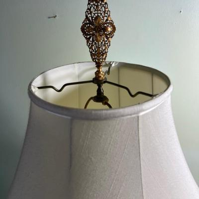 Ceramic Lamp with a Filigree Finial Roses